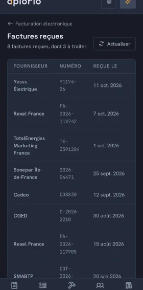 La liste des factures reçues sur téléphone, avec le fournisseur, la date et le statut de chaque facture.